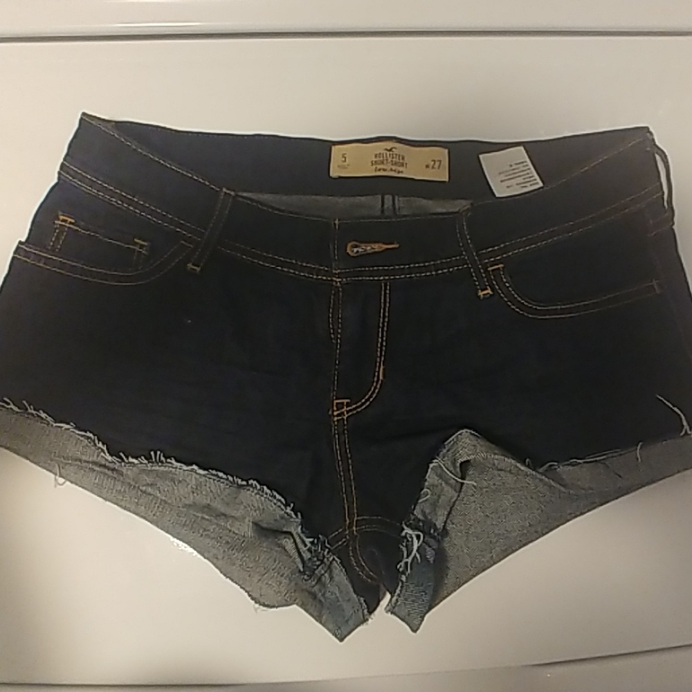 Low rise shorts